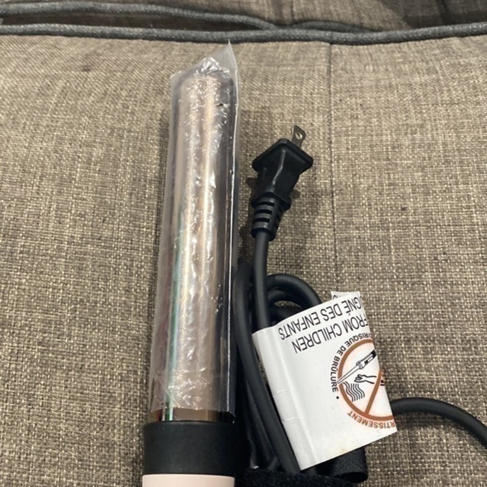 I’ange Titanium Curling Wand - Picture 3 of 4